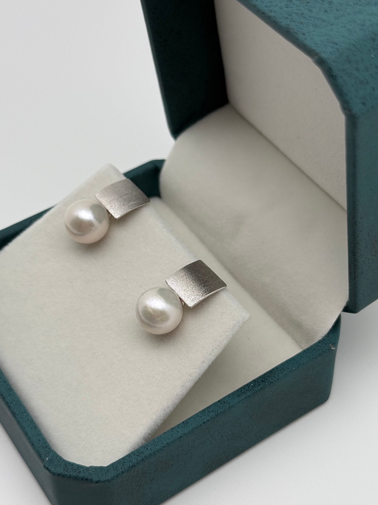 Cultural Freshwater Pearl Square Earring Studs