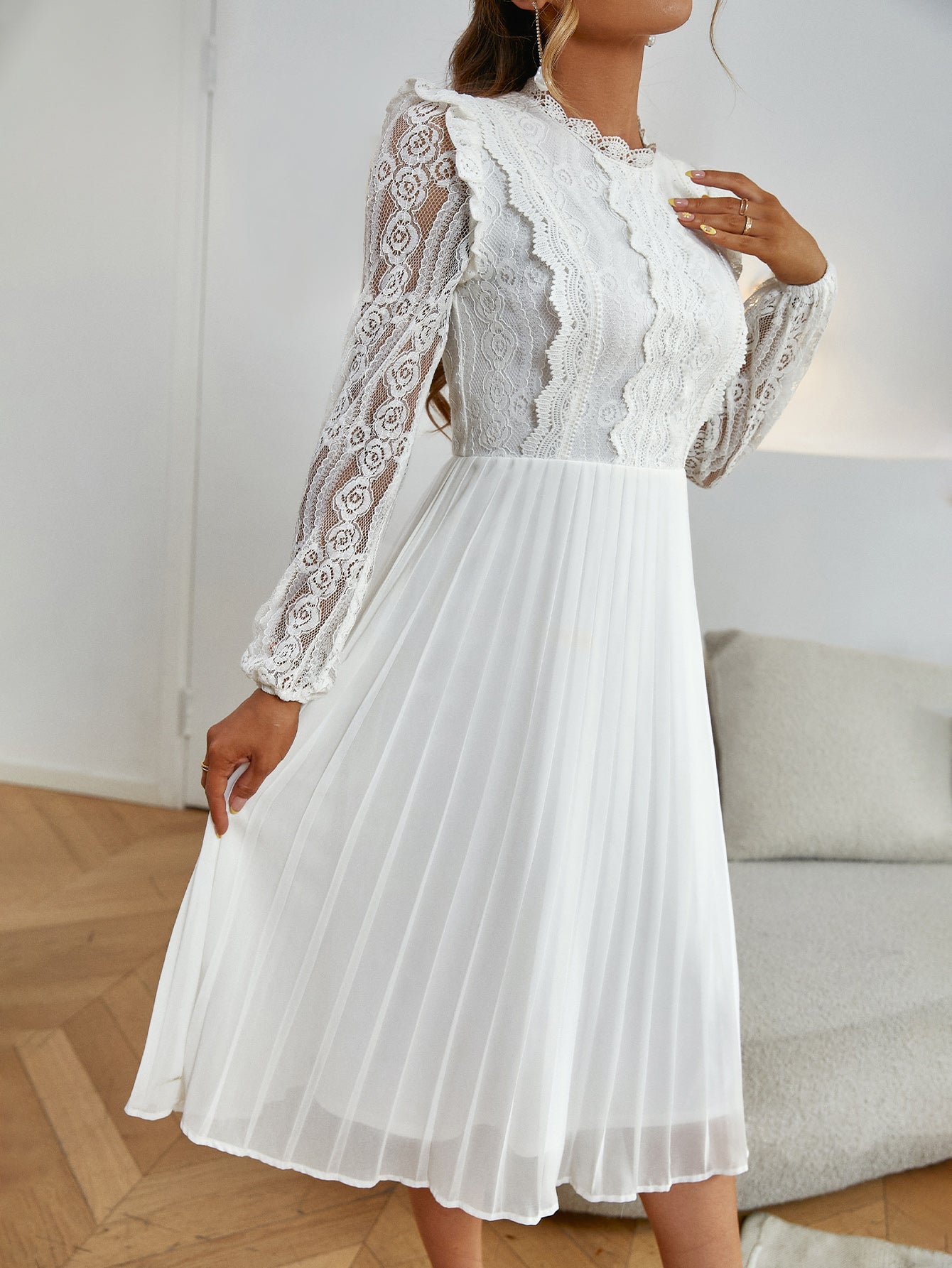 Snow-angel Lace Dress