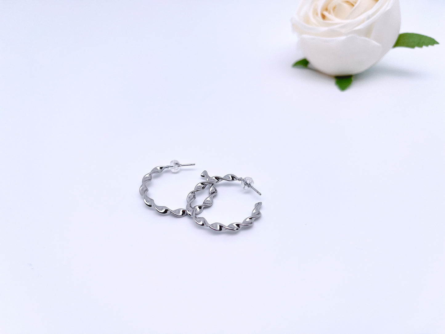 Big O Hoop Twist and Twirl Earrings in Sterling Silver