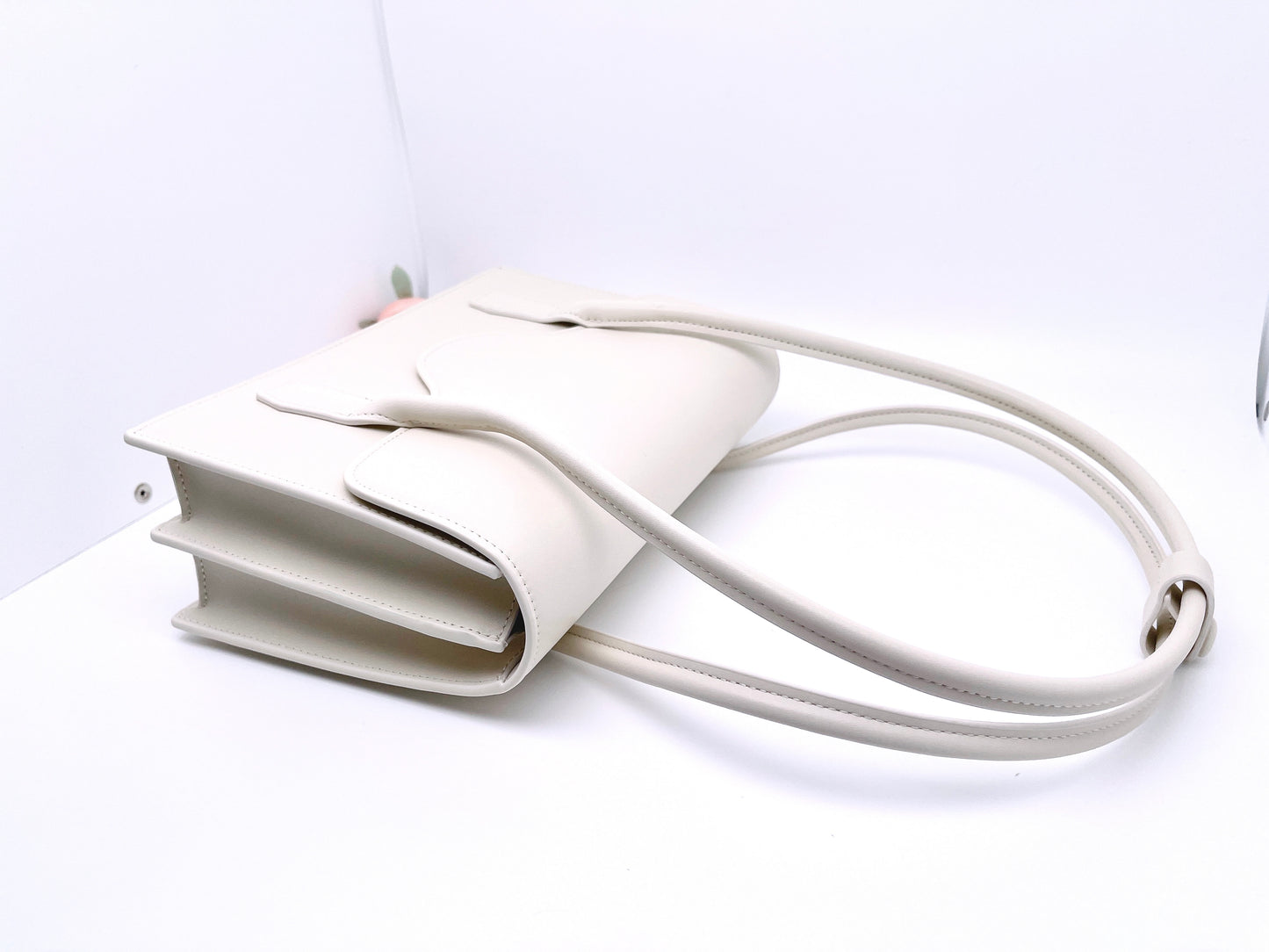 Luna Leather Shoulder Bag