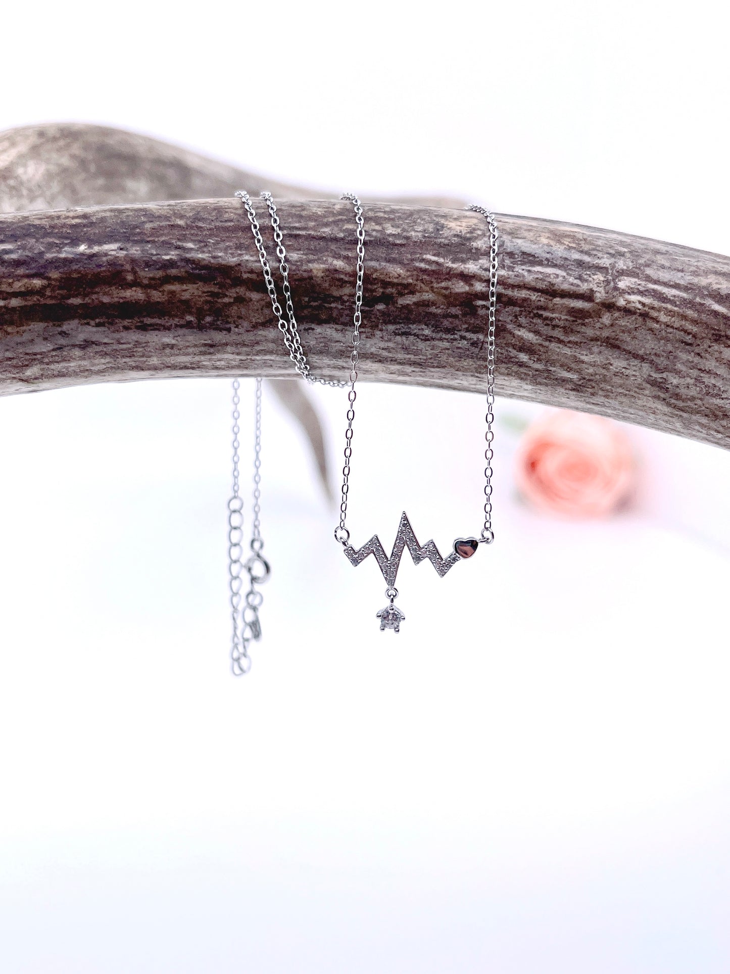 Love on Mountain Outline Necklace in Sterling Silver