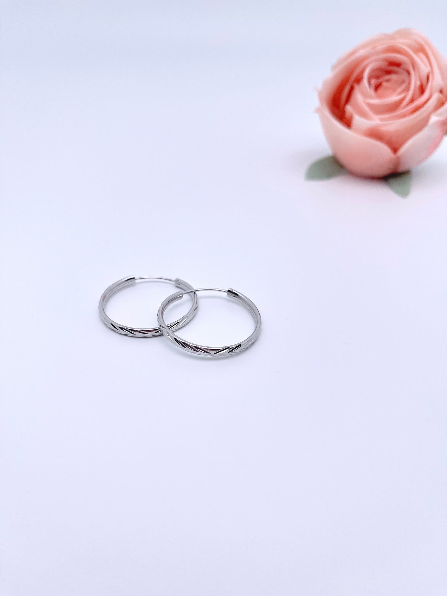 Lucky Endless Hoop Earrings in Sterling Silver