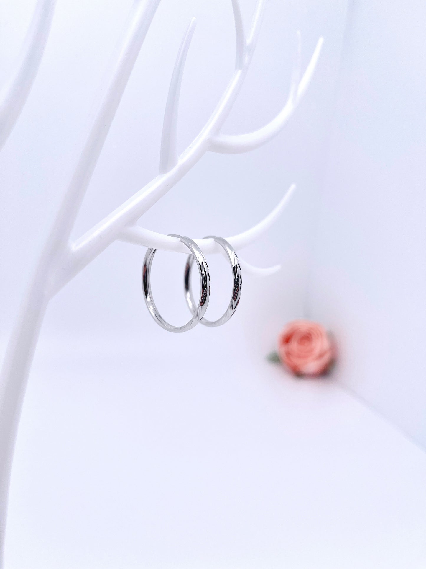 Lucky Endless Hoop Earrings in Sterling Silver