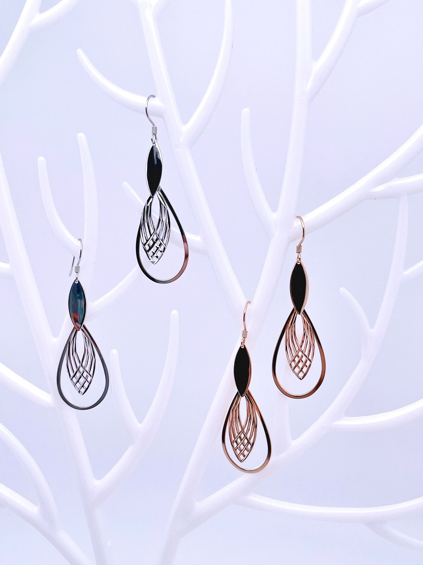 Teardrop-shape Dangle Earrings