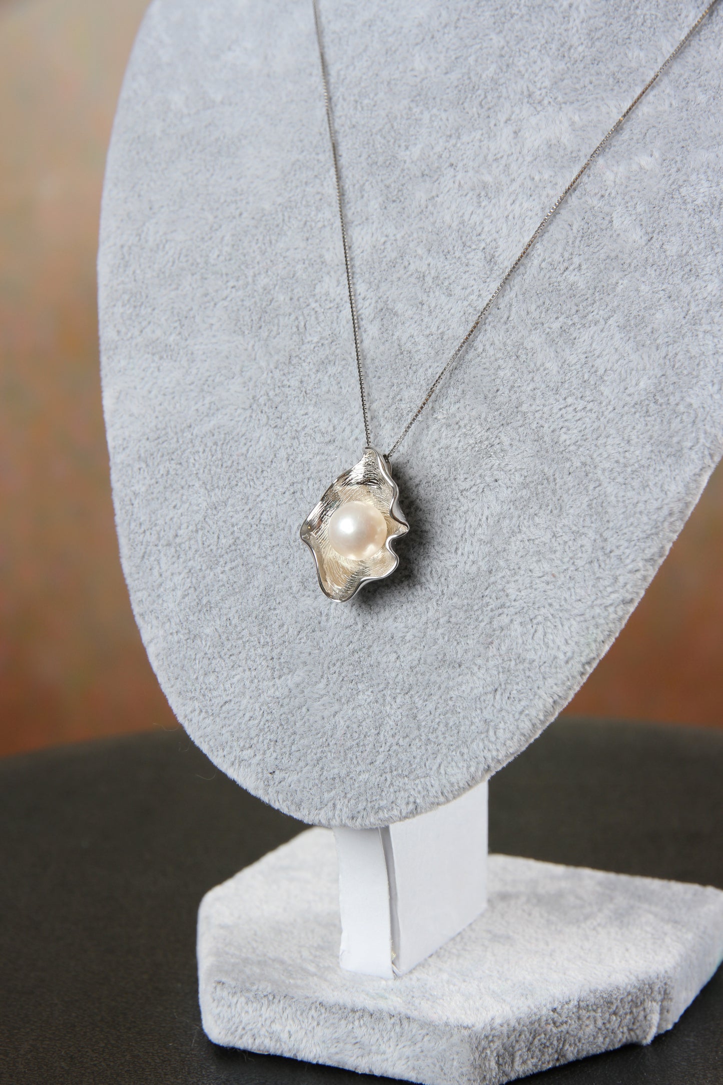 Aurora Pearl Pendant