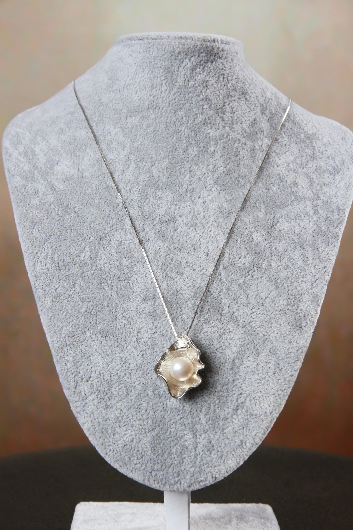 Aurora Pearl Pendant