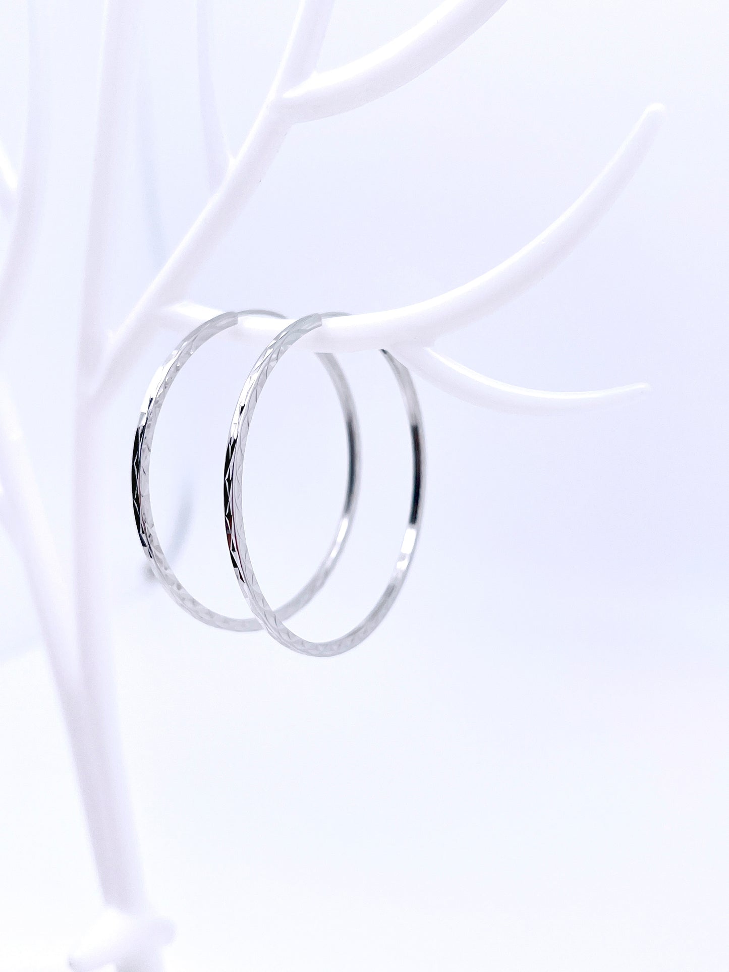 Big O Hoop Rutted Earrings in Sterling Silver