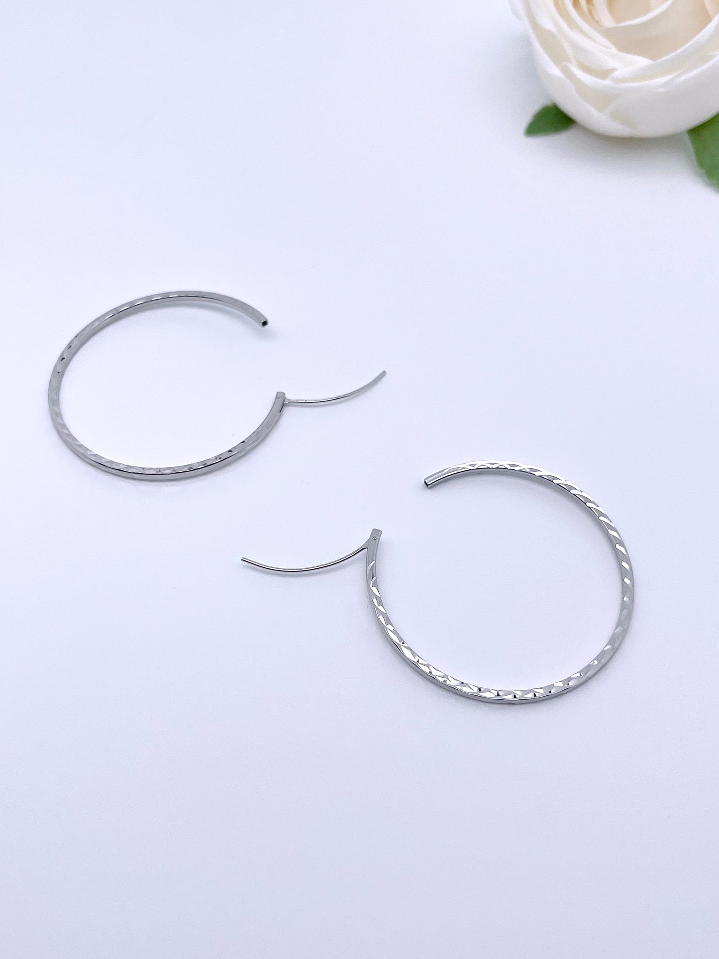 Big O Hoop Rutted Earrings in Sterling Silver